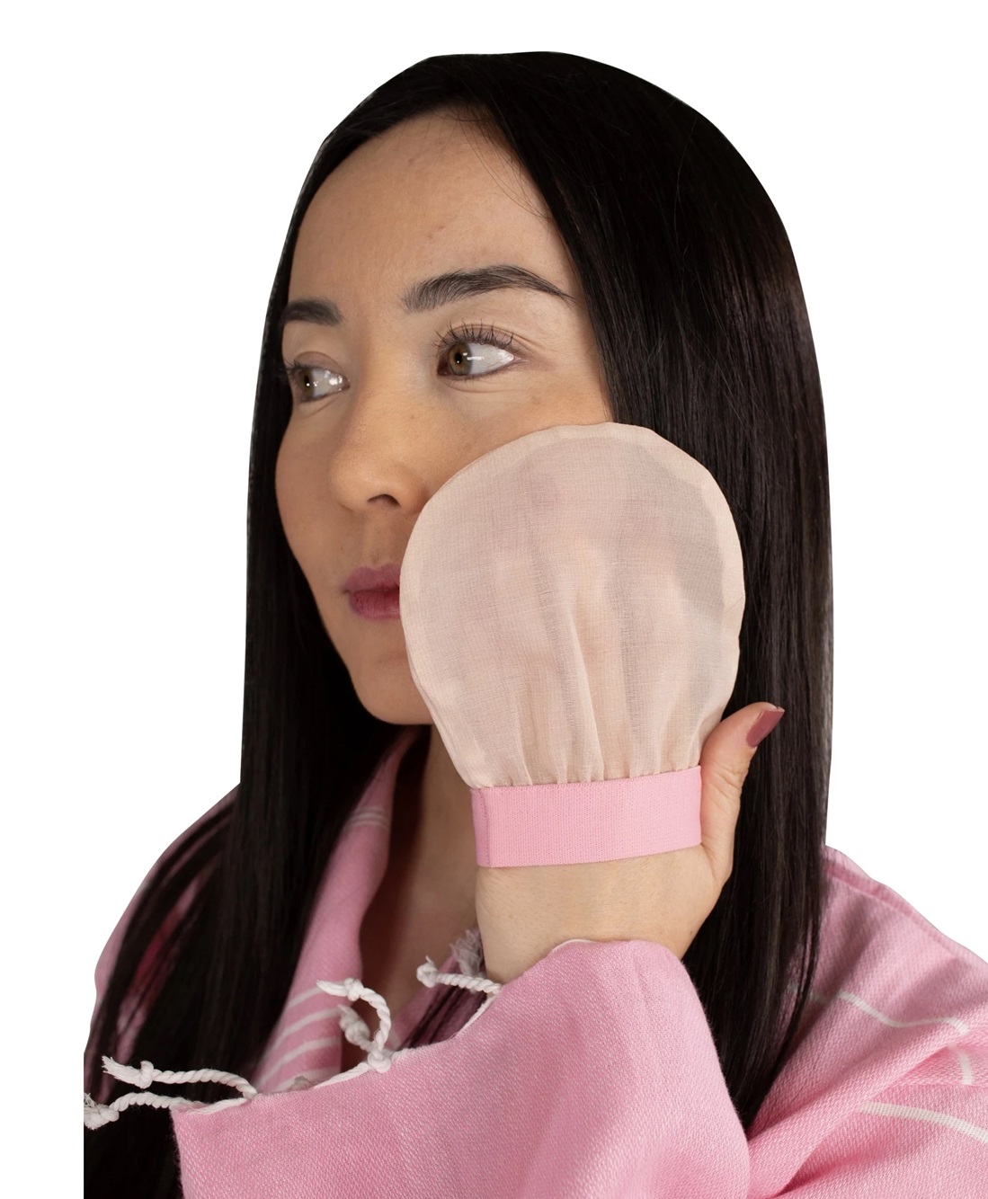 Silk-exfoliating-glove-face